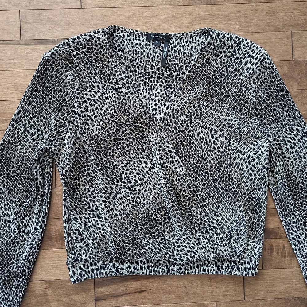 Dynamite Cropped Animal Print Silky Wrap Top Blouse - Picture 6 of 11